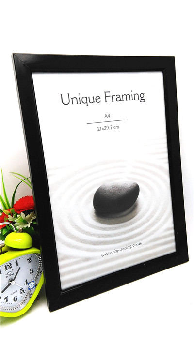 Document frame A4